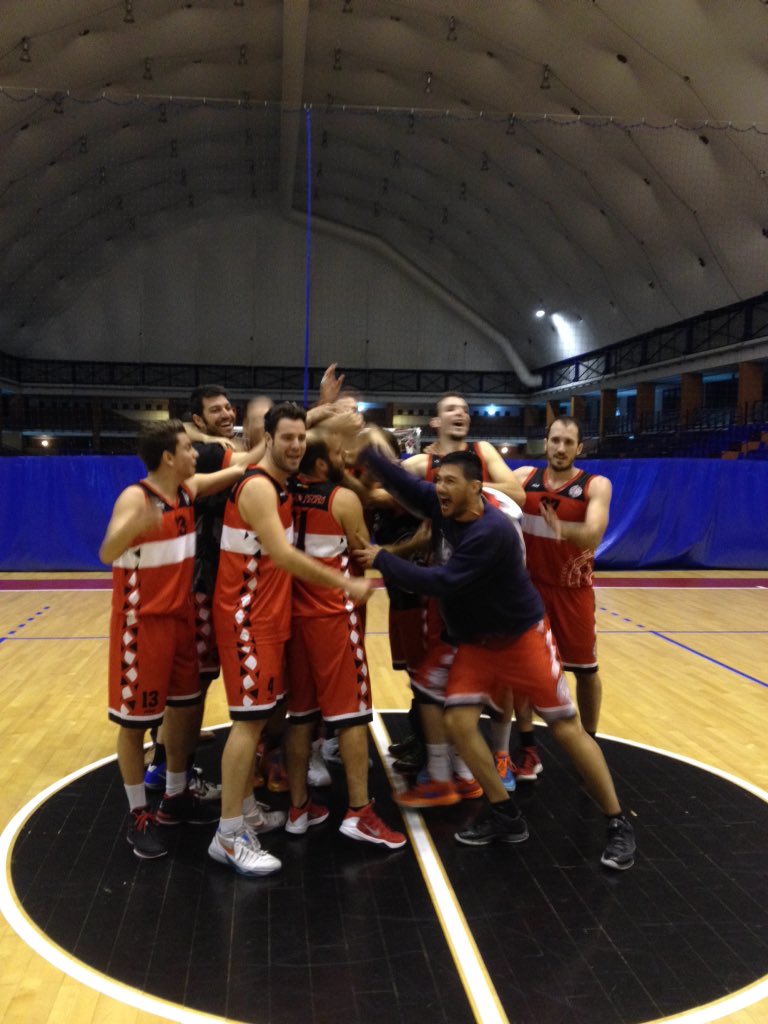 aldiainfo's tweet photo. El @CBSanPedro vence 82 - 76 tras la prórroga en un partidazo de máxima tensión. #yovoyconsanpedro https://t.co/fW88E8GUCw
