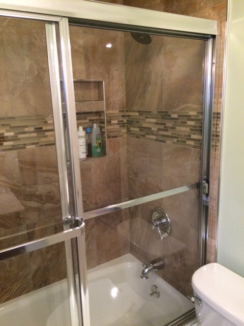 DBCRemodel's tweet photo. A fresh bathroom is the best bathroom 👍 #Erie #remodeling https://t.co/eLEQR6y8n1