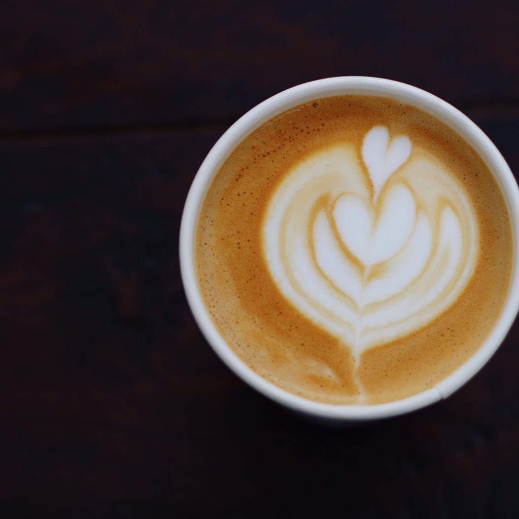 HOLY COFFEE! <a href="/RelentlessRoast/">Relentless Roasters</a> brewing up some ridiculous lattes using <a href="/Intelligentsia/">Intelligentsia Coffee</a> black cat espresso every wknd!