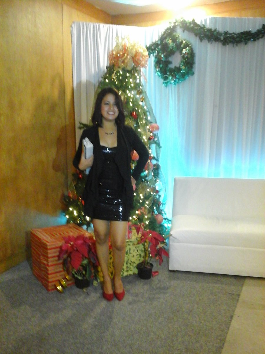 CentroCoatza's tweet photo. Festejando en la posada de la Escuela Secundaria Técnica 96, #SoyCCC https://t.co/Din1Hcbzaf