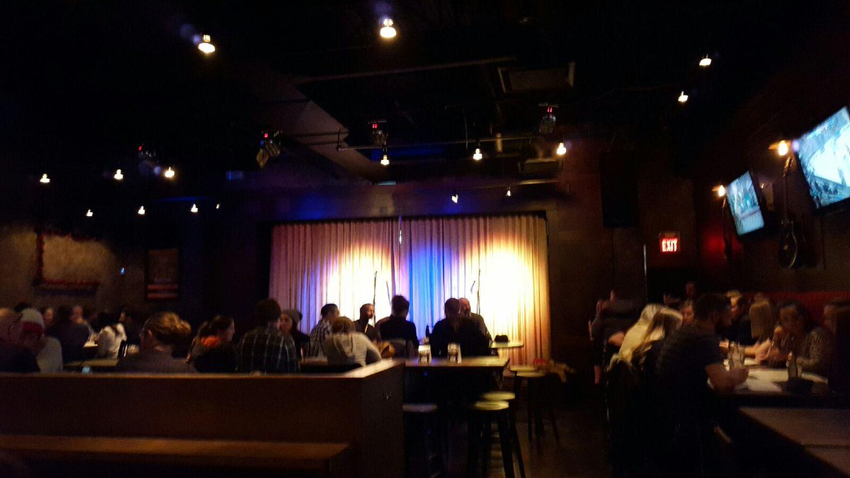 MachineModband's tweet image. Get down to the @theblindbeggar  She's filling up fast and @ChrisHudson111 is almost on!  #acoustic #livemusic #YYC