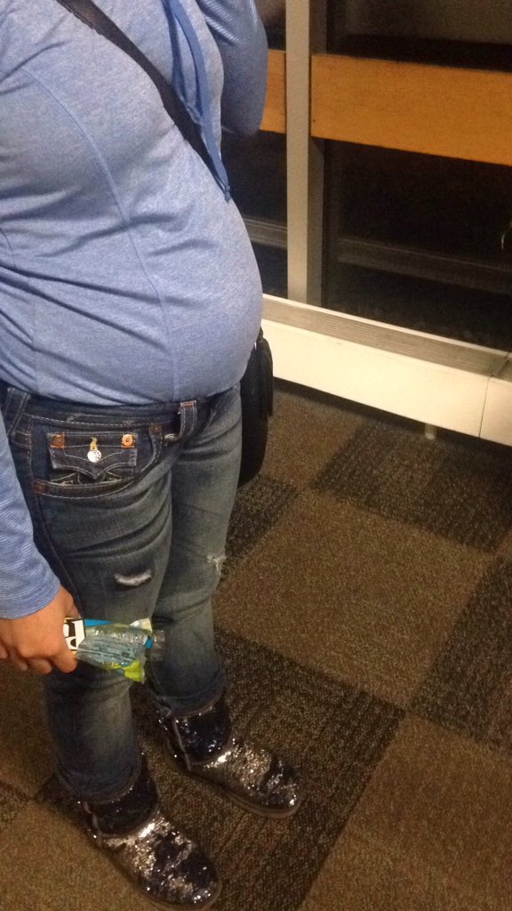 IammmHer__'s tweet photo. Look at Brianna baby bump ๐ฉ๐ #princesskenzie! @Eternal__Life https://t.co/KxaII01IAc