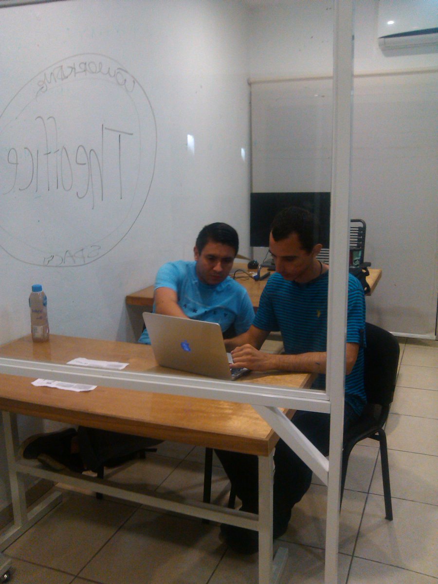 CommitMx's tweet photo. Working #hackingNight Aprendiendo #swift y #elixir en @theOfficeCowork https://t.co/3lxIryrZhM