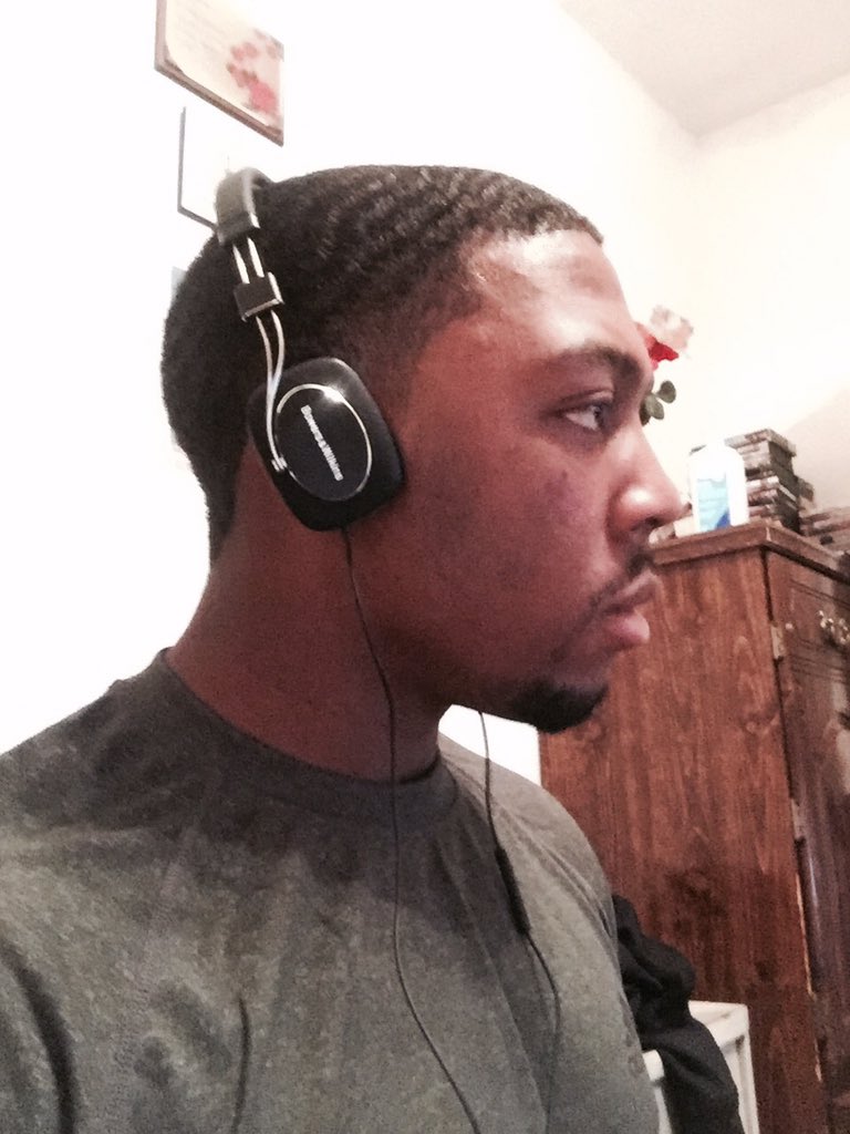 lavelzeus's tweet image. #wavesquad and #GOODmusic 
S/O to @BowersWilkins