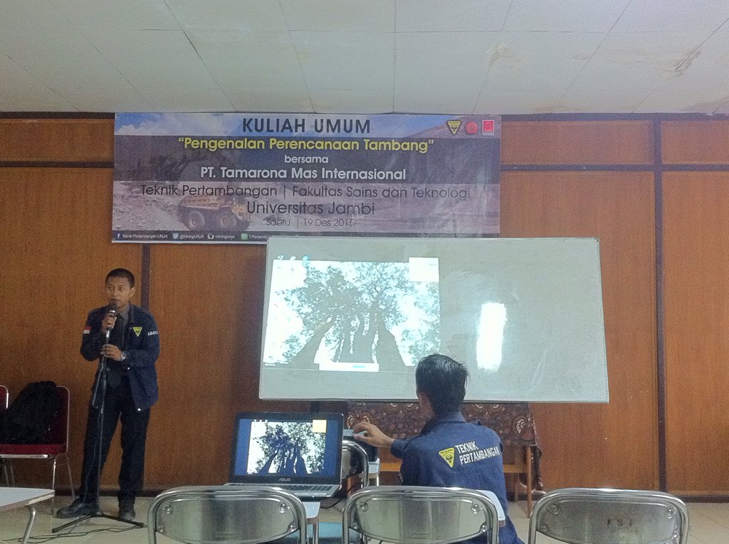 MiningUNJA's tweet photo. Kuliah umum "pengenalan Perencanaan Tambang" bersama PT. Tamarona Mas Internasional 💪 tambang! Go! Fight! Win! https://t.co/IJrQkseinY