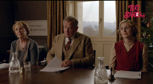 BritEuroTVPlace's tweet photo. #ITV's Hilarious #DowntonAbbey #TextSanta 2015 #Video
#ITVTextSanta
https://t.co/AyD4mMMDi7 https://t.co/amMltwo7NM