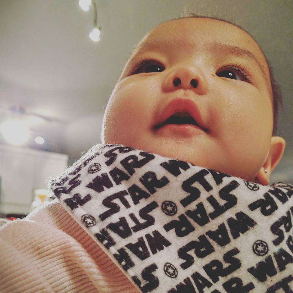 Tedjustinyu's tweet photo. #zoeybelyu https://t.co/WmATAJ0jKw https://t.co/fSocANVEps