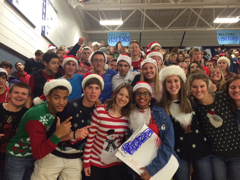 a_Messer13's tweet photo. MHS student body cheering on basketball teams - Happy Holidays 🎅🏼🎄 #RollTribe https://t.co/f69nhxUwsL
