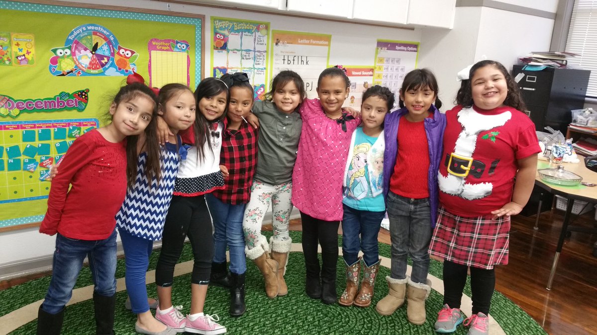 ana_croft's tweet photo. The girls at the Christmas party @MsRobinsonNSE https://t.co/oD5Vc4xtij