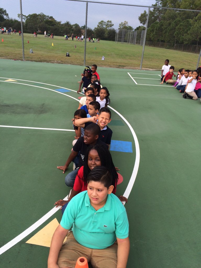 lemoncloud34's tweet photo. Grade2@grade2pse #fieldday #parksideproud https://t.co/7T3ECZfIbm