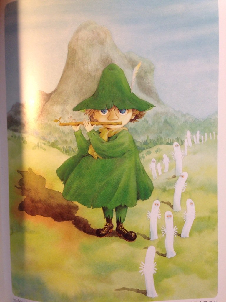 Litirの本棚 楽しいムーミン一家 キャラクターデザインを担当した名倉靖博さんの楽しい画集 個人的に興味深かったのはお化けや機械といったマニアックな設定資料が詰まった後半部分 名倉靖博画集 ムーミン T Co Mdy3sqw8bu