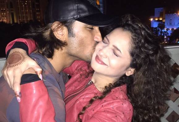 Awww! Sushant Singh Wishes Girlfriend Ankita Lokhande Happy Birthday With a Kiss -  