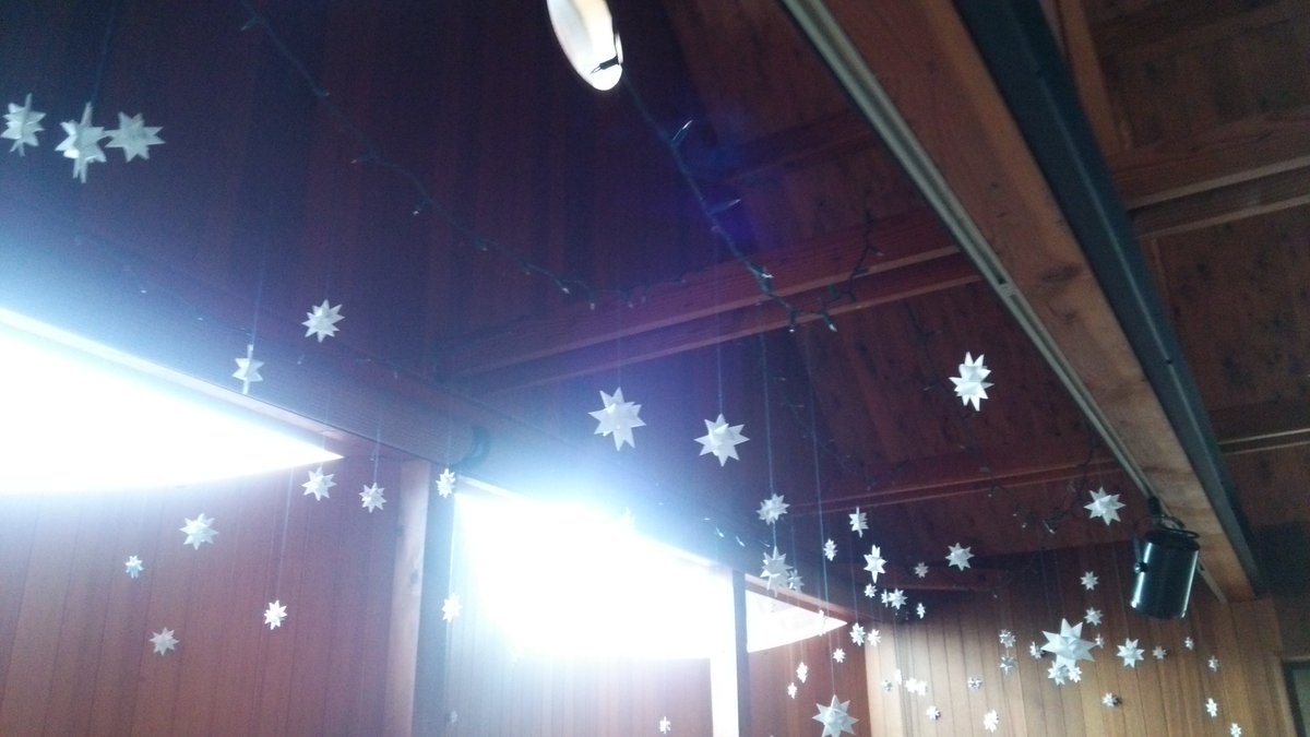 奈良きたまちの小さな音楽堂「日＋月＋星」の一足早いX'mas
手作りの星がいっぱい(*^^*)
