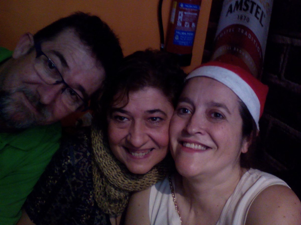 DDeSantiagoS's tweet photo. Gran noche la de ayer... #EspichasMadrid #quecorralasidra https://t.co/m5OvB5oDvh