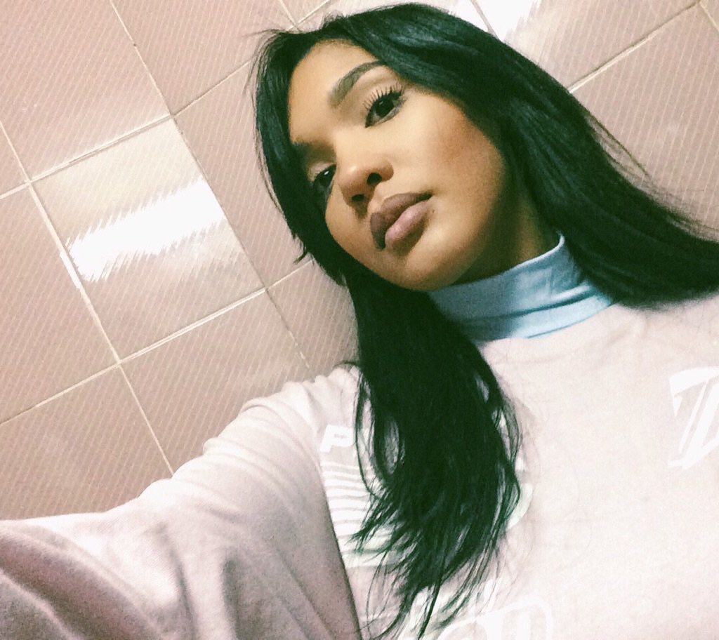 Grunge Fashion Influencers on Instagram - IZEA Worldwide, Inc, image size:1024x912