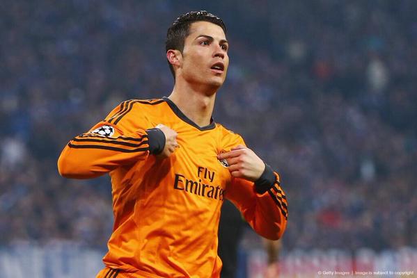 BeritaRMadridCF's tweet photo. COPE | Cristiano Ronaldo tidak ingin meninggalkan Real Madrid. Jika itu terserah dia, dia akan pensiun di klub. https://t.co/1qeSFxOzDj