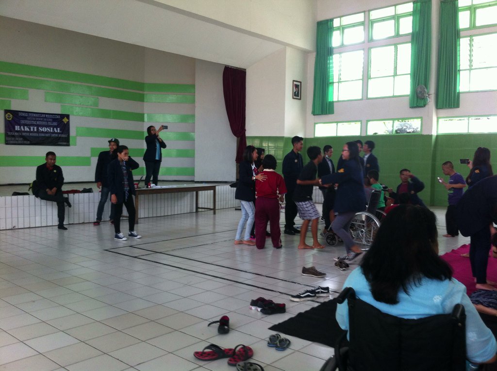 Sukses yah untuk baksos nya <a href="/dpmfebunmer/">DPM_FEBUNMER_'16-'17</a> semoga apa yg kalian lakukan hari ini berguna untuk mereka 👍