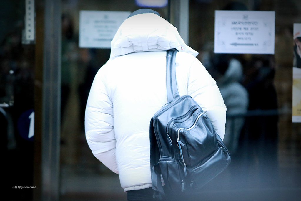 bngmynah's tweet photo. dari blkg ae ganteng, gmn dari depan?/? https://t.co/VBthdeZety