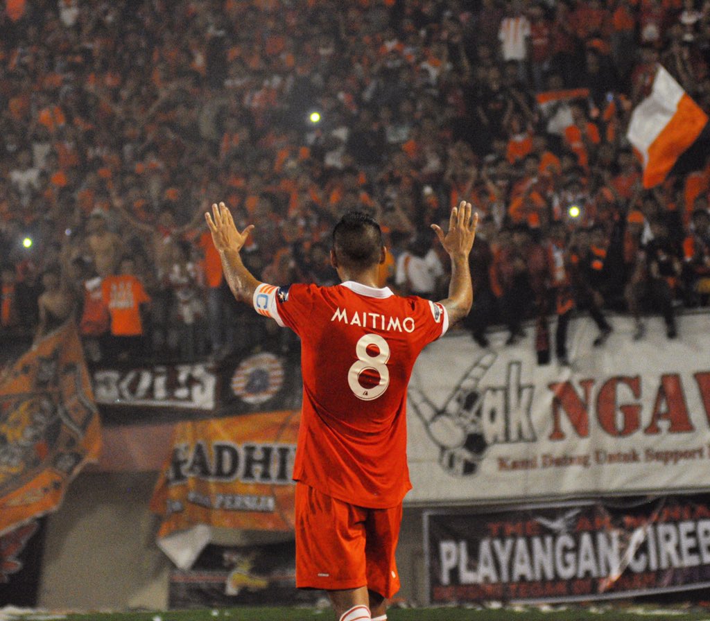 Selamat ulang tahun yang ke 18, The Jakmania 👆🏾! #GuePersija
#Jakmania #MacanKemayoran #MacanTimo