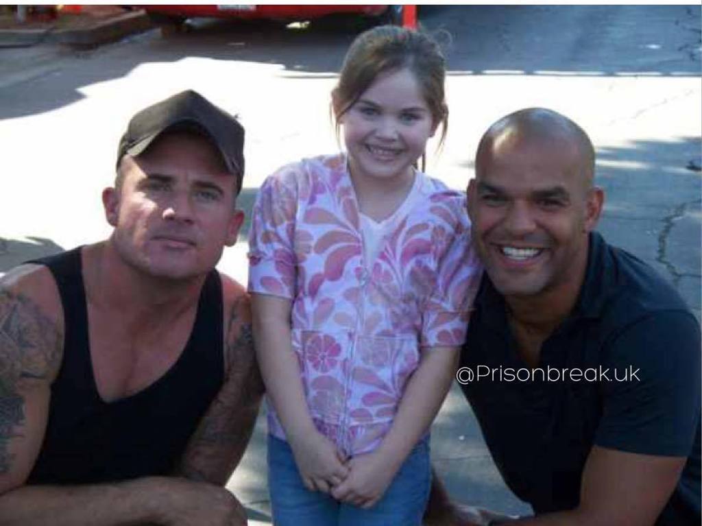 PrisonBreak_UK's tweet photo. Behind the scenes 💜 
@dominicpurcell 
@amaurynolasco 
#prisonbreak #prisonbreakuk #prisonb… https://t.co/Fd2riZivJf https://t.co/PdJclYFwI0