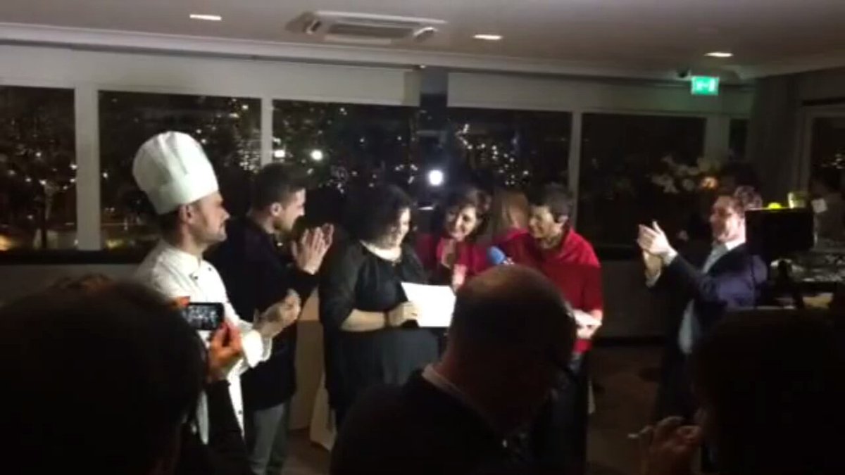 SerenaCucina's tweet photo. grandi emozioni giovedì sera! Premiata x #postalaricetta Grazie @AliceCucina @Frbarberini @MattiaPoggi https://t.co/K08aMkqtx3