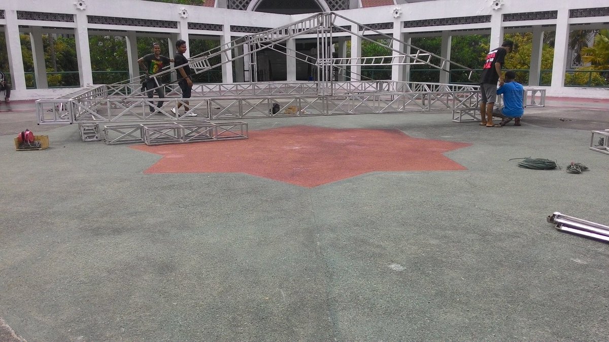 Goes to Gebyar Government#5
janji datang ya?besok minggu pukul 19.00
<a href="/umyjogja/">UMY</a> <a href="/lppmnuansa/">LPPM Nuansa UMY</a> @anakUMY <a href="/JogjaUpdate/">jogjaupdate.com</a>