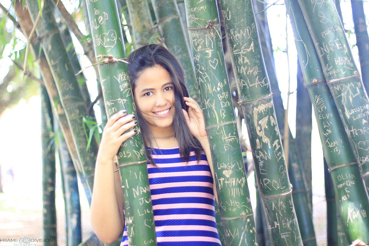 phottoframe's tweet image. Ensaio externo com @RaquelTavaresL