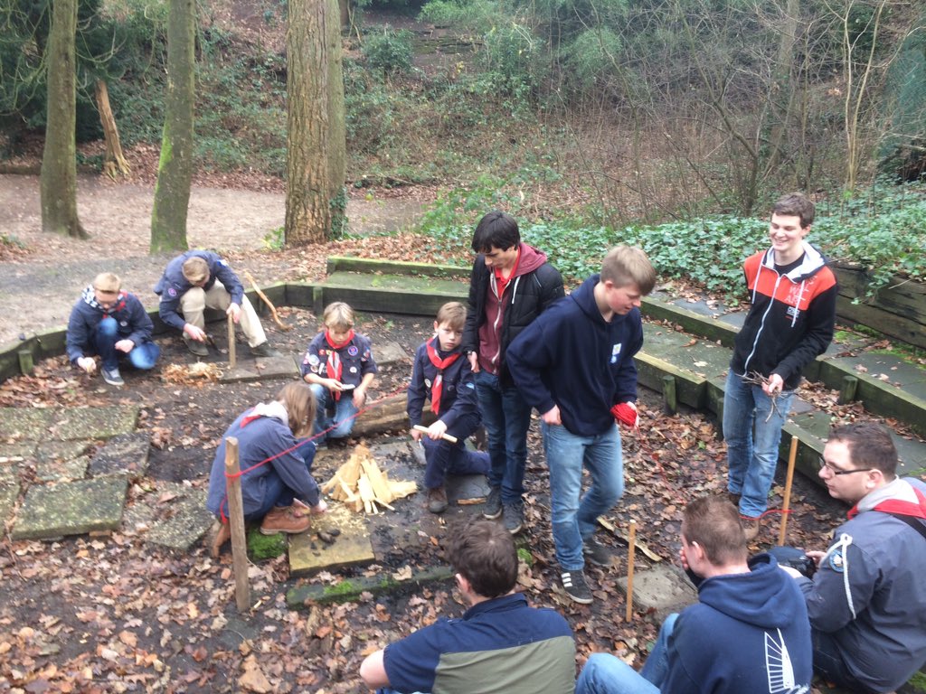 @scouting_nl <a href="/VredeslichtNL/">Vredeslicht</a> ja! En nu gaan de zeeverkenners het vuur gebruiken voor diverse kampvuur-opdrachten!