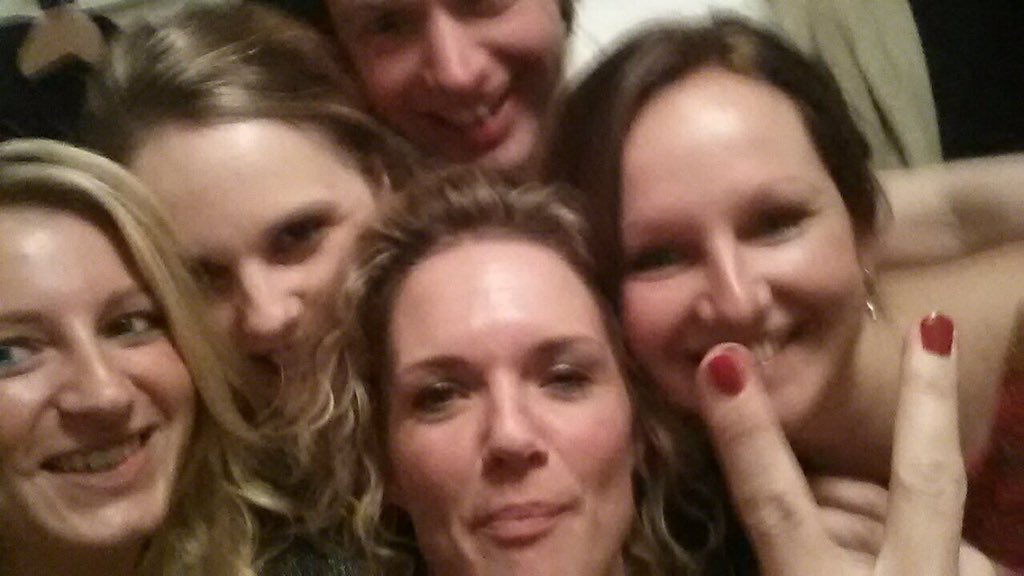 Gjald's tweet photo. Genoten van wat met recht de ultieme kerstsetting mag worden genoemd @deAmshoff #happychristmas https://t.co/QKk8mBooAC