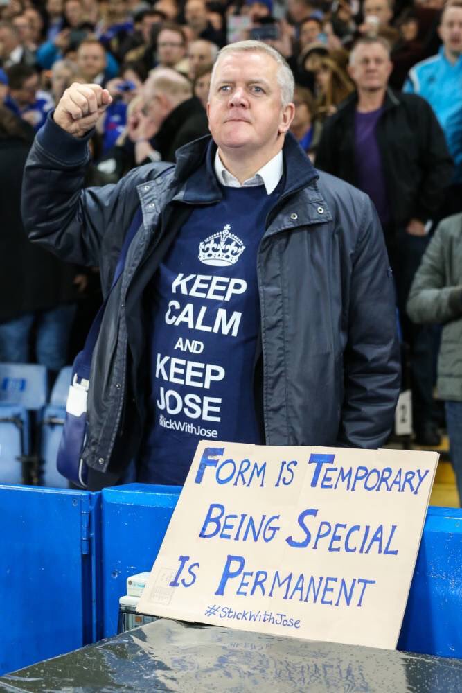 <a href="/SoccerAM/">Soccer AM</a> how correct his sign is #special