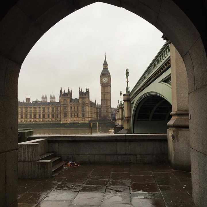 AdoreAngleterre's tweet photo. #london #london2015 #londonlife #londonviewpoint #londra #ldn #bigben #westminsterbridge #… https://t.co/xw6vzAgwad https://t.co/uYhj9yCAZi