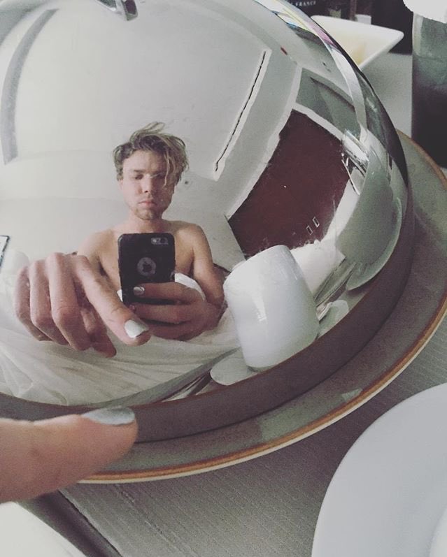 5SCS_Smut's tweet photo. "Your breakfast is here baby", parody Ashton text you. #CuteSCS https://t.co/wQ8JFVnhTu