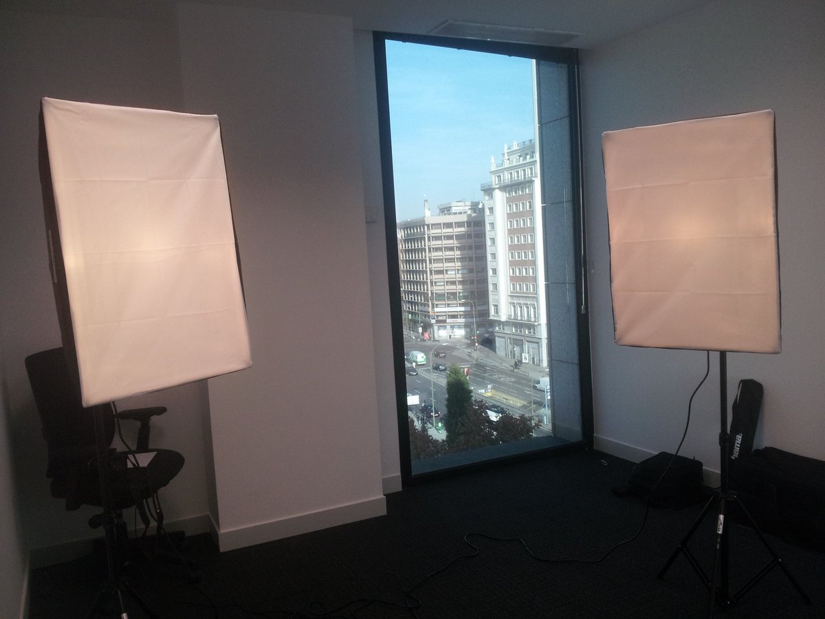 CriisMorci's tweet photo. Trabajar con éstas vistas no tiene precio...estrenando equipo de iluminación con un proyecto q me hace muy feliz!#LM https://t.co/cMZy8QuX8s