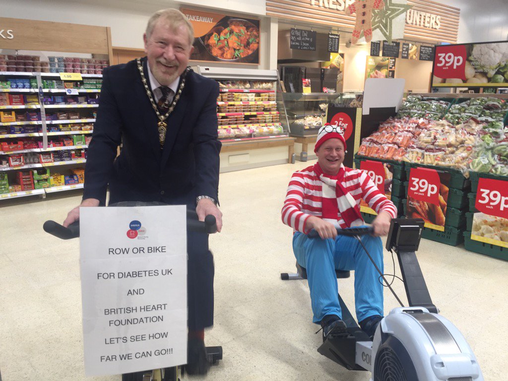 @tesco_hoyland Raising funds for Diabetes UK  &amp; BHF with Tesco Hoyland with Magr Matthew Pickthall #barnsleyisbrill