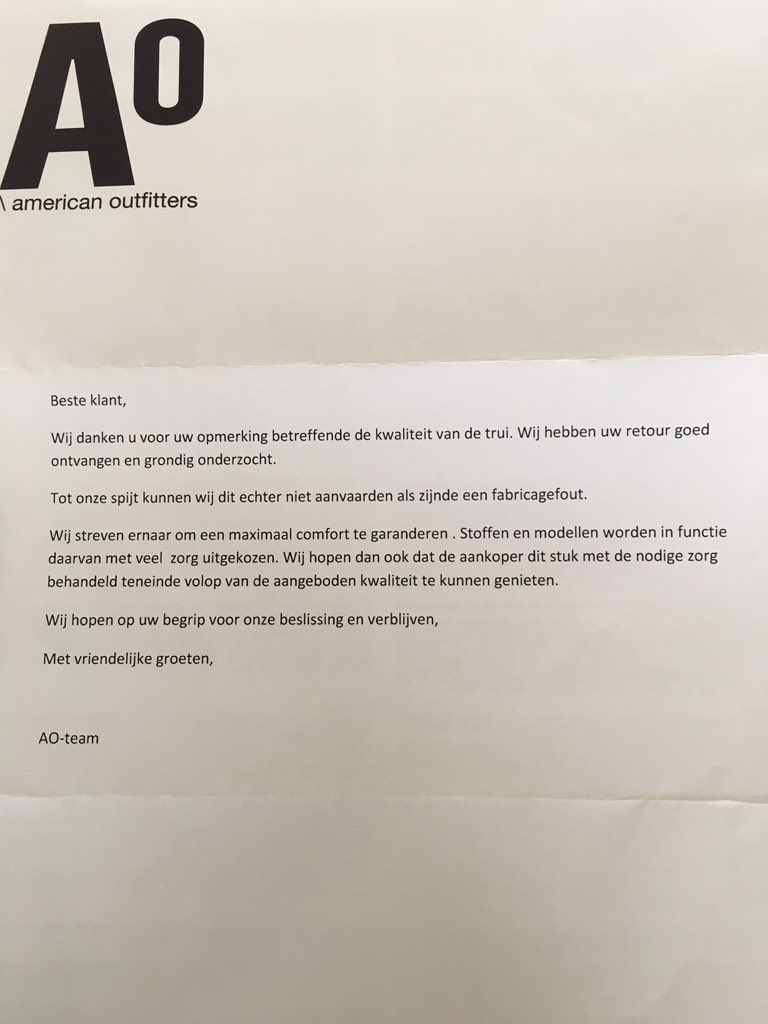 horstremes's tweet photo. @AmericanOutf American Outfitters vindt dat klanten onvoldoende zorg dragen voor hun 'met zorg uitgekozen' stoffen! https://t.co/8uRor4N74h