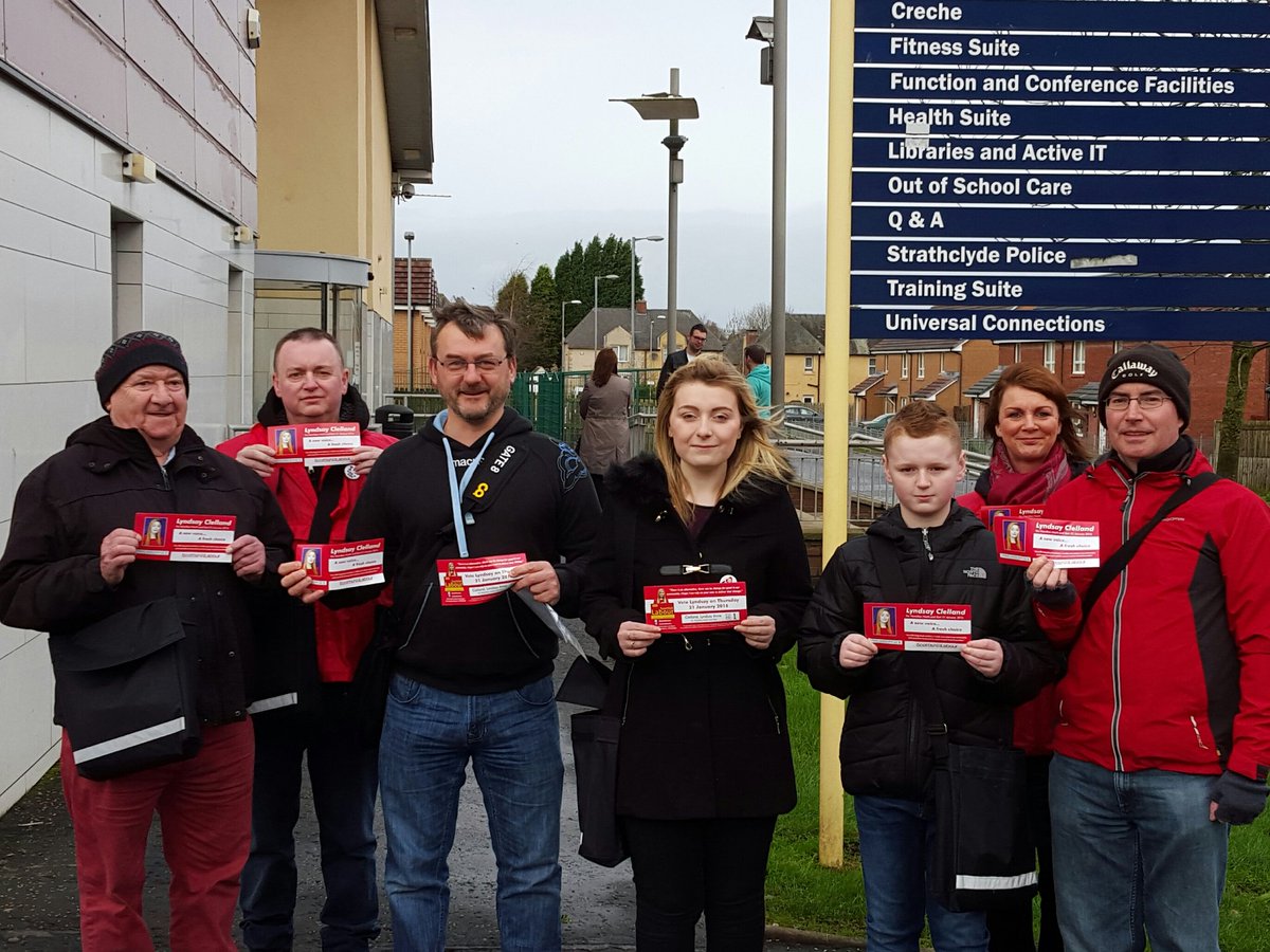 jmreilly68's tweet photo. Team out in Whitehill this morning for #HamiltonNorth&amp;East @scottishlabour candidate @Lynds4Hamilton. https://t.co/dvV8nYoRdE