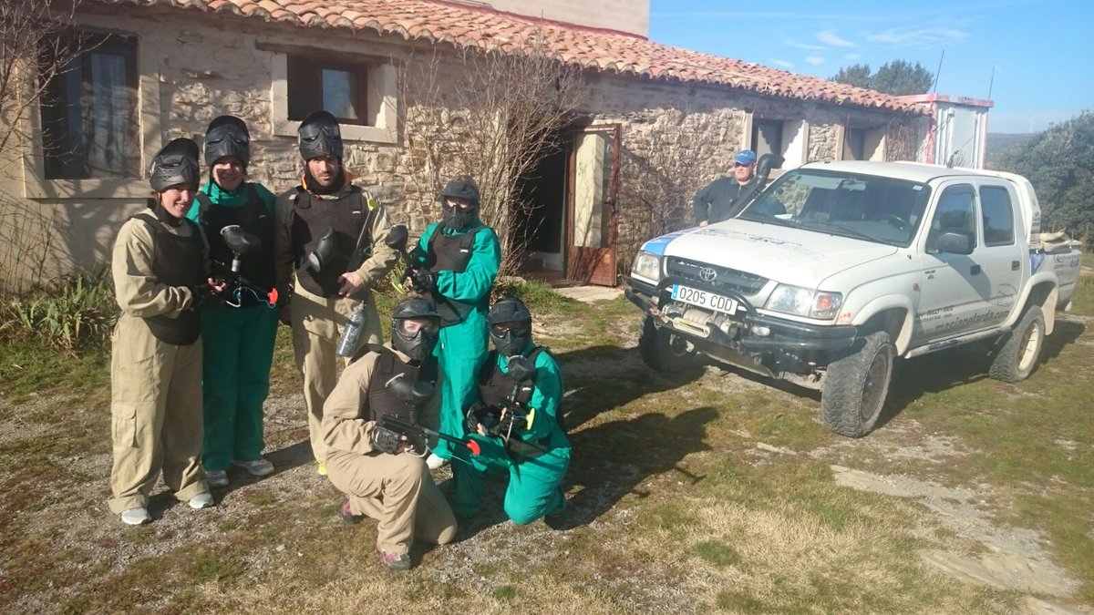 noe_trl's tweet photo. Paintball de buenas domingueras unos bolazos no vienen mal para el body jajaja
Y comidita em rubielos https://t.co/u25evzrHT8