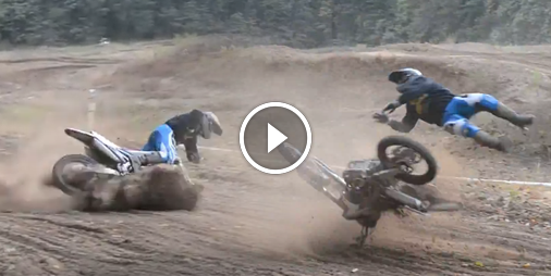 mxcircuit's tweet photo. #Ouch Quand une moto de cross se transforme en catapulte ☛ https://t.co/6bwcicsRY4 https://t.co/5KygadxqnI