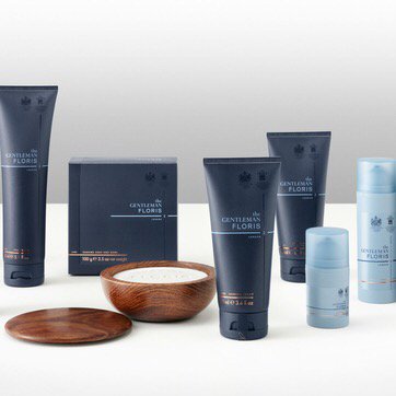 CGuastella1's tweet photo. Christmas Shaves @Fortnums in collaboration with The Gentleman Floris @FlorisLondon #Floris #FortnumChristmas https://t.co/IavN3z2zrm