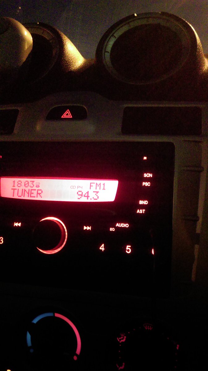 jaskohli12's tweet photo. Loving it @943RadioOne #danceawaytheday #MegaMixDay @melbin_radioone https://t.co/8pUyiNb3Qt
