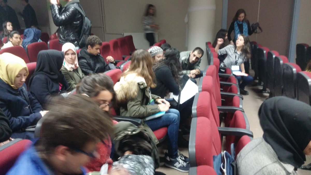 Arkadaşlar linkten münazara ile ilgili slaytımızı izleyebilirsiniz #munazaradedigin
facebook.com/15283951774810…