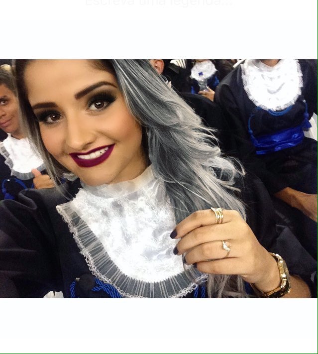 a_leticiasouza's tweet photo. 🎓🏆🎉✔️ #formanda2015 #nemacredito #acabou #queroafacul #engenhariameaguarde https://t.co/zOI6HRAJnd