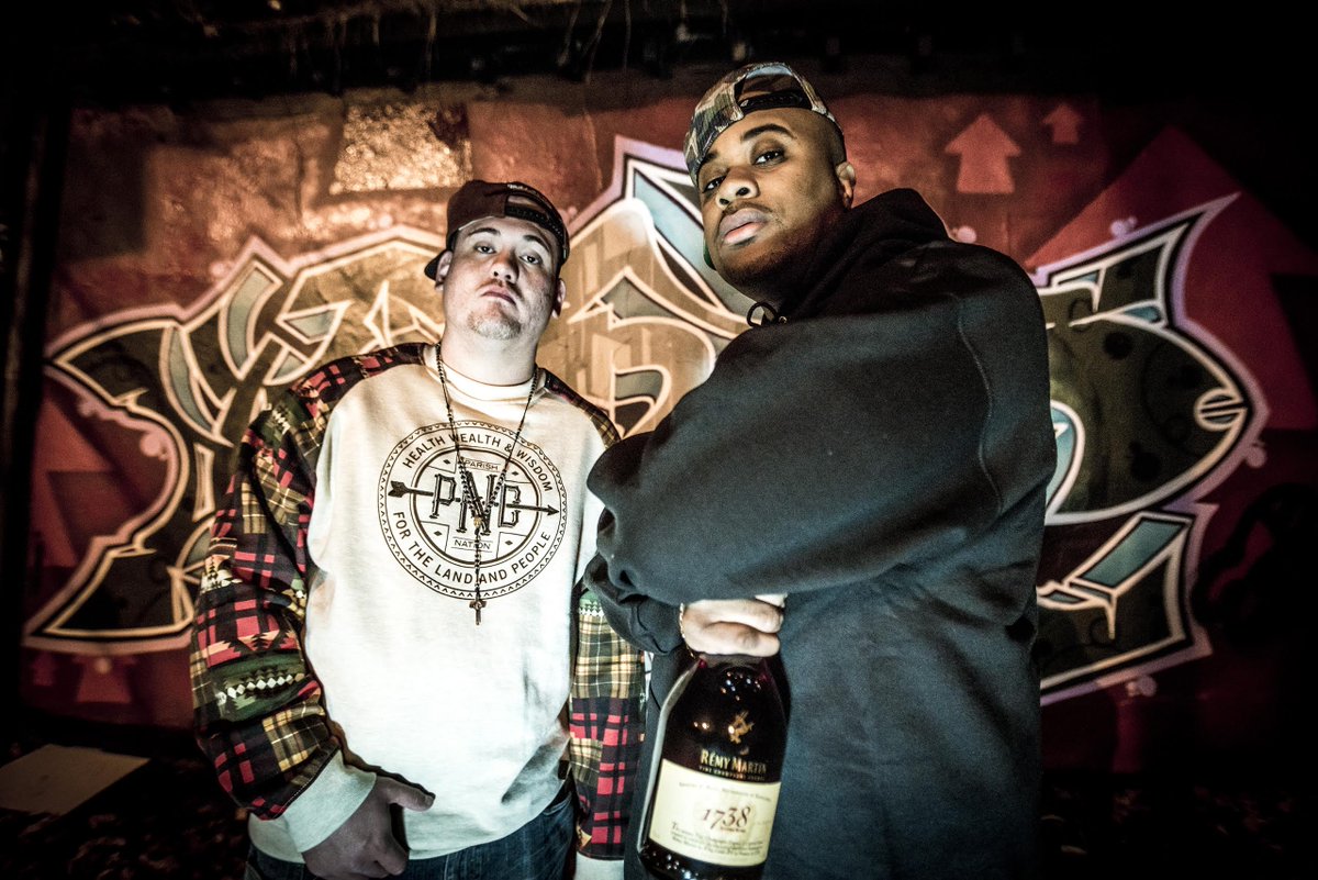 DiamonDreamLife's tweet photo. On Set: Ashon- "Lighter's Up".  Official video coming soon! https://t.co/3M1cVUYsgv