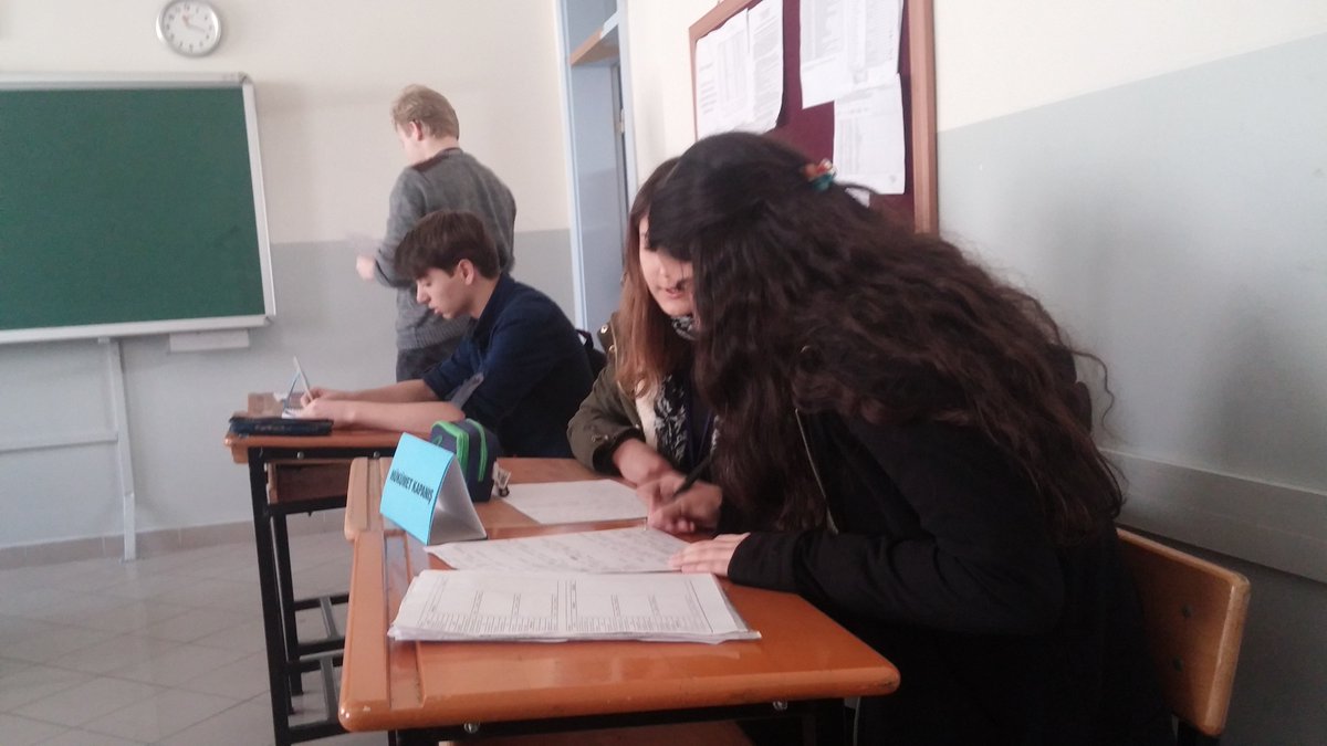 Arkadaşlar linkten münazara ile ilgili slaytımızı izleyebilirsiniz facebook.com/15283951774810… #munazaradedigin