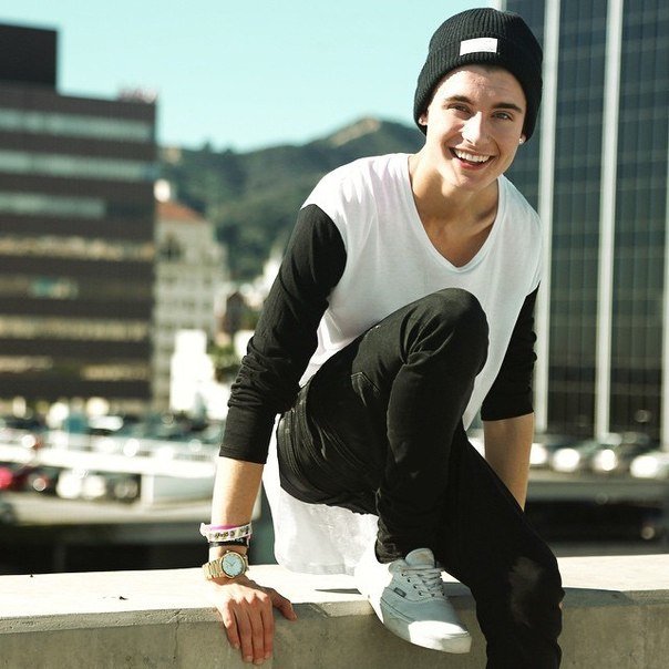 BloodLineMixed's tweet image. ||Not new to RP.Marvel RP.OC.RT's will be a great help.||"I'm nothing like them but I still am."