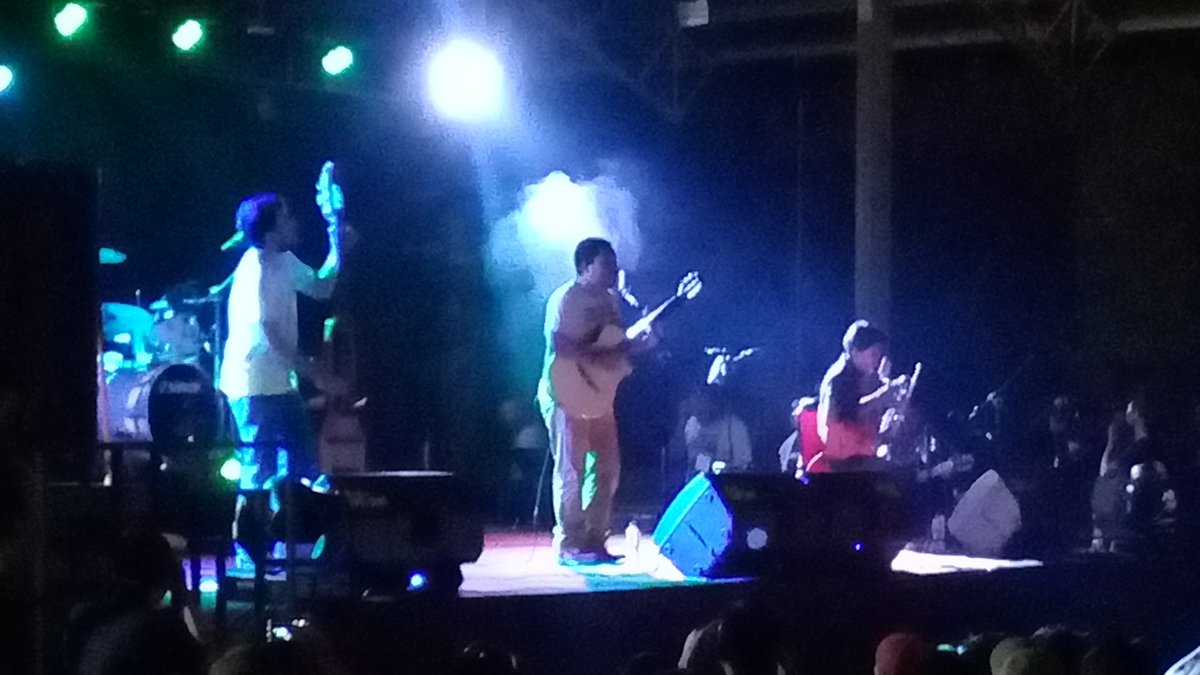 Now! Payung teduh in The level Krakatau Ria <a href="/HelloEnt/">Hello Entertainment</a>