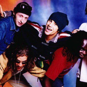 pon_radio's tweet photo. Escuchando Jamiroquai - Cosmic Girl en #PonExitos https://t.co/VjXsh3y7R0 https://t.co/Fb9kqMFwPF