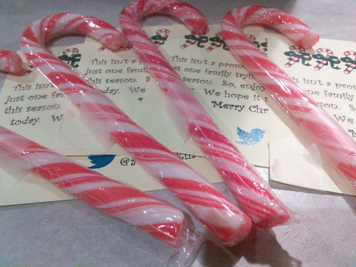 adventkindness's tweet photo. Random treats in random places. @LiveAdvent @RandomActsOrg @Examiner @BubbleSqueak_ https://t.co/lxko7vwMnP