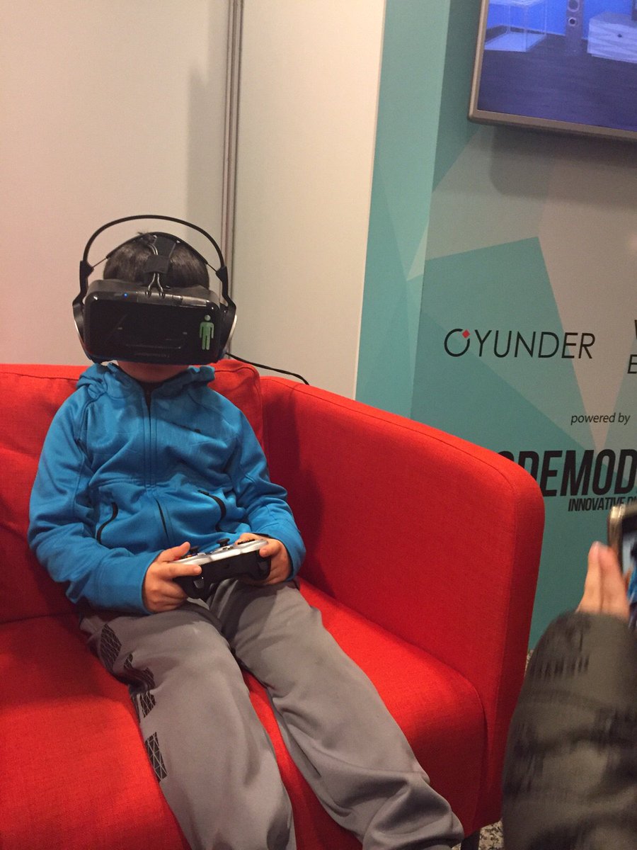 tkendirli's tweet image. RT Oyunder "Standımızda geleceğin geliştiricisi #VR deneyimliyor GameXist #codemodeon GameXNow #GameX #Gamex2015 O… https://t.co/NiNcaLe8DU"