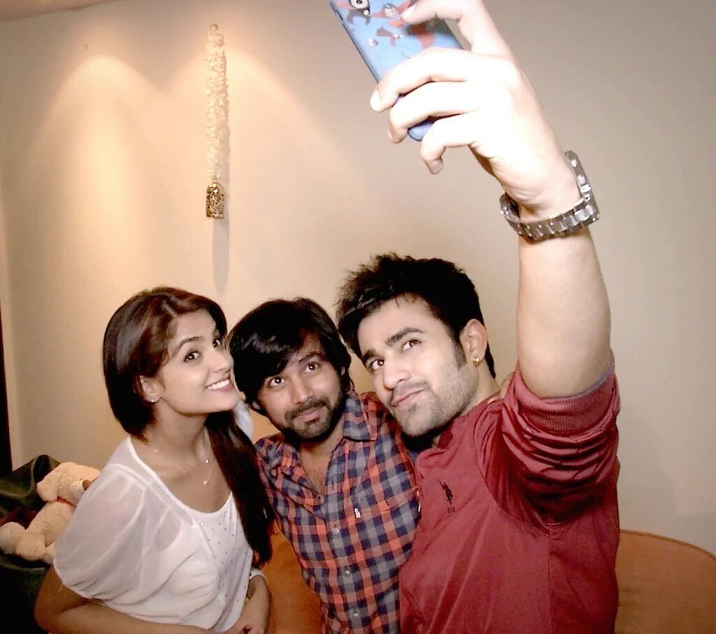 Embedded image permalink